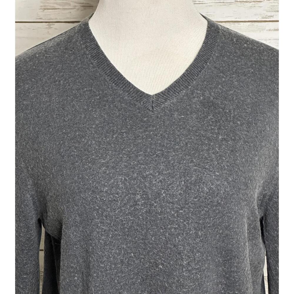 Banana Republic grey silk/cashmere V-neck long sleeve lightweight sweater Medium - Picture 5 of 5